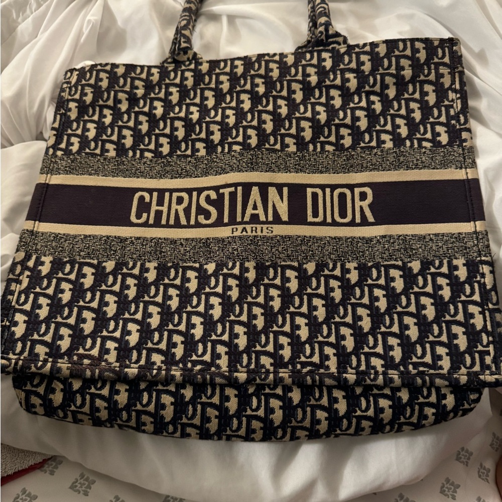 Médium Christian Dior Book Tote